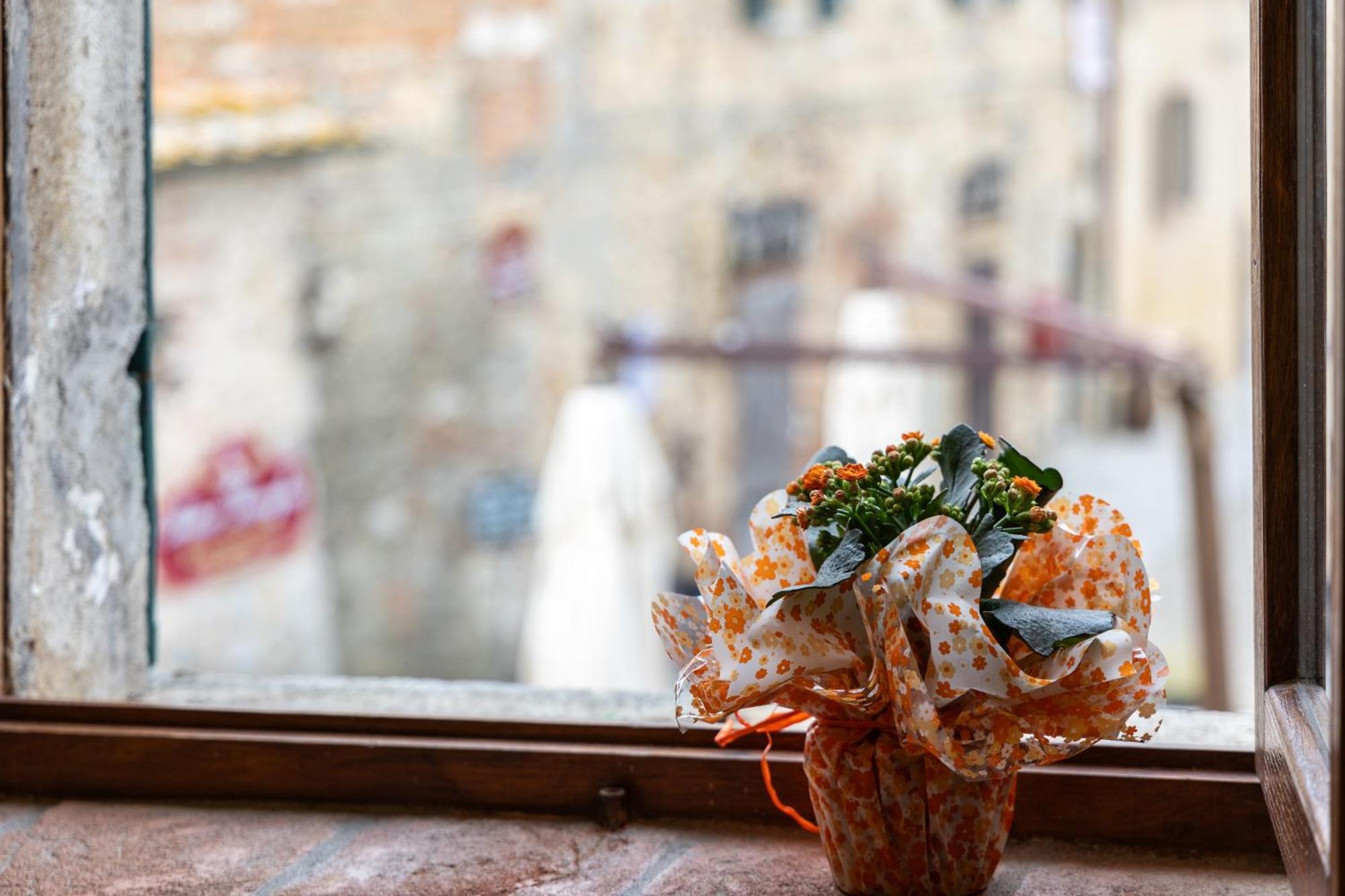 Hotel Sognare Nel Castello Monteriggioni Exterior foto